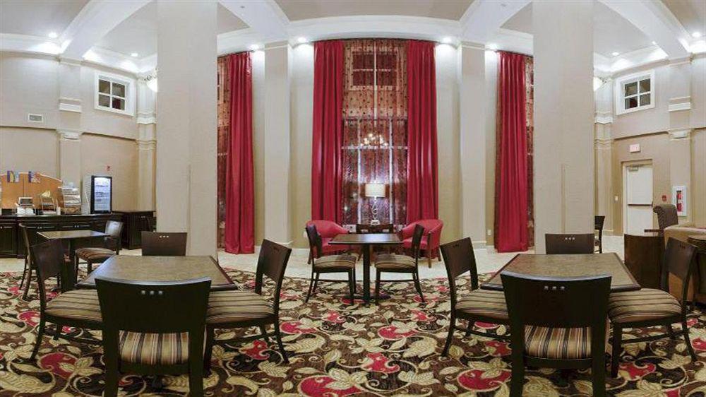 Holiday Inn Express Hotel & Suites Crestview South I-10 By Ihg Екстериор снимка