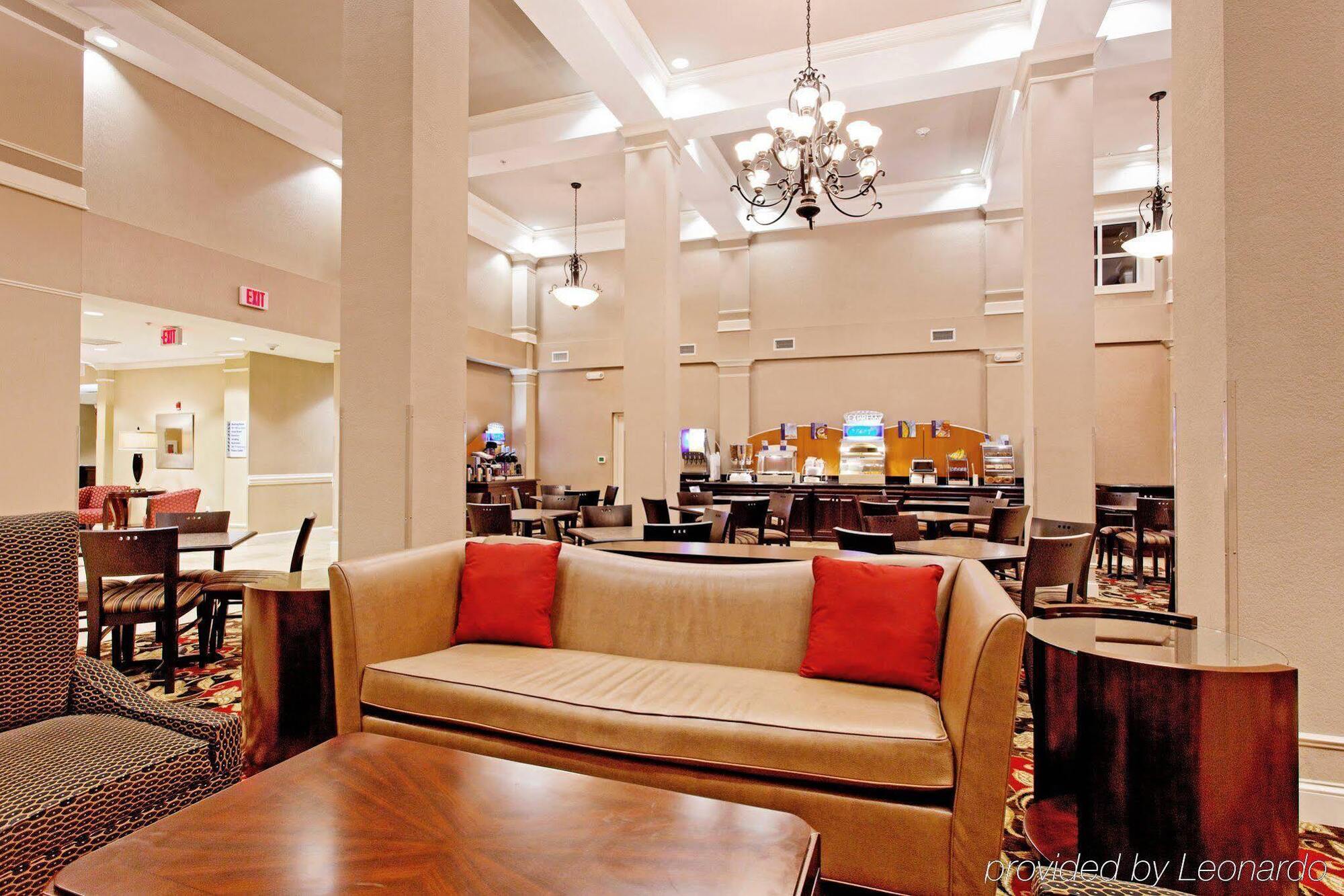 Holiday Inn Express Hotel & Suites Crestview South I-10 By Ihg Екстериор снимка