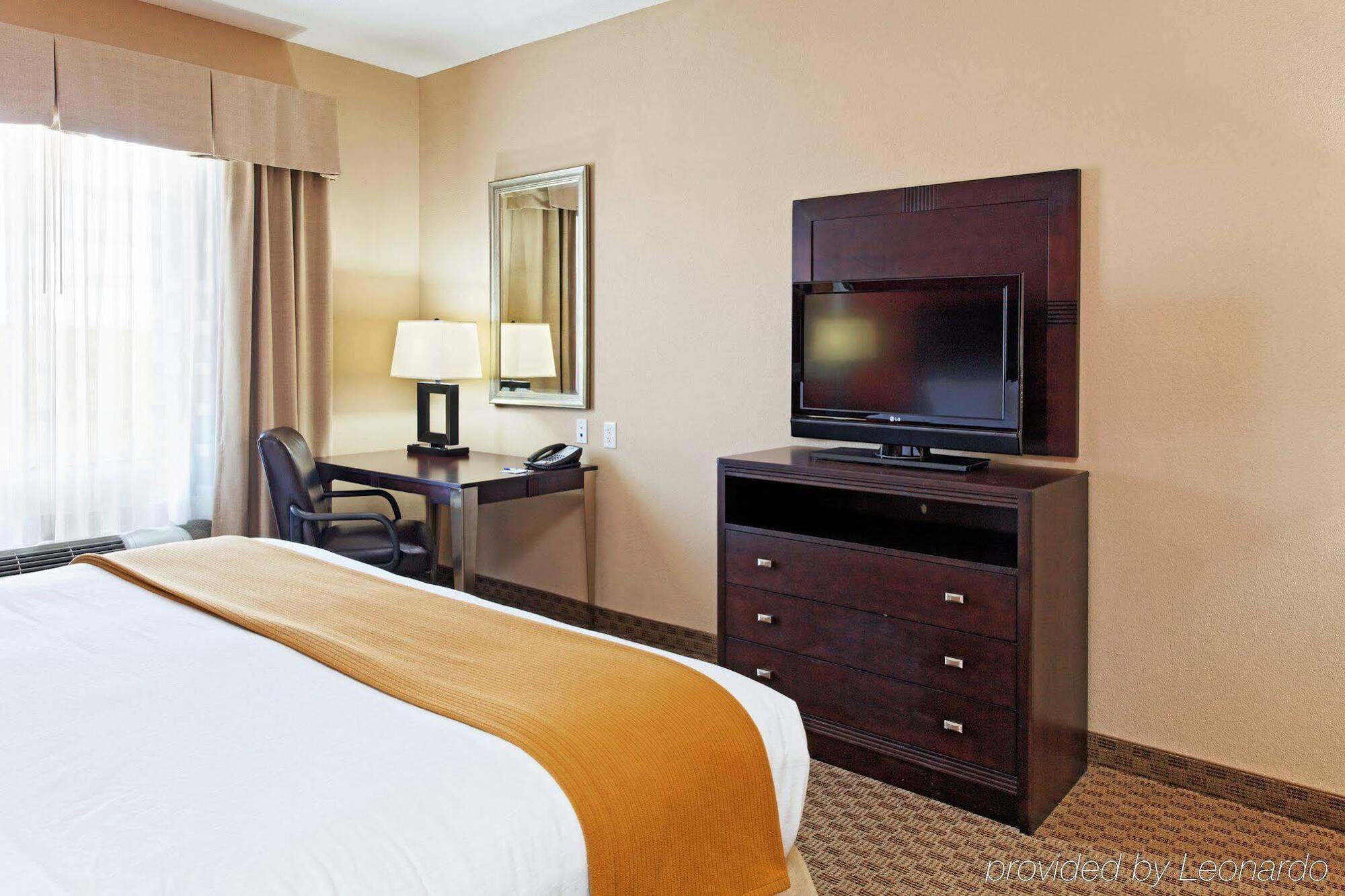 Holiday Inn Express Hotel & Suites Crestview South I-10 By Ihg Екстериор снимка