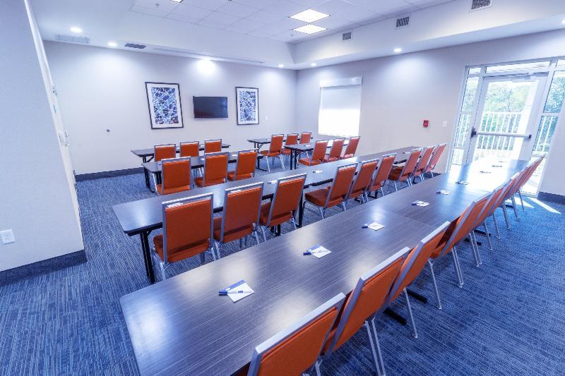 Holiday Inn Express Hotel & Suites Crestview South I-10 By Ihg Екстериор снимка