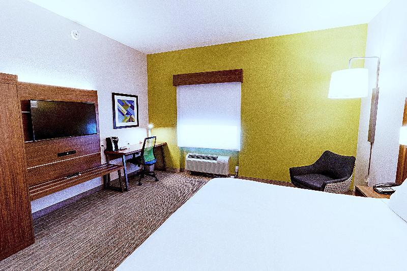 Holiday Inn Express Hotel & Suites Crestview South I-10 By Ihg Екстериор снимка